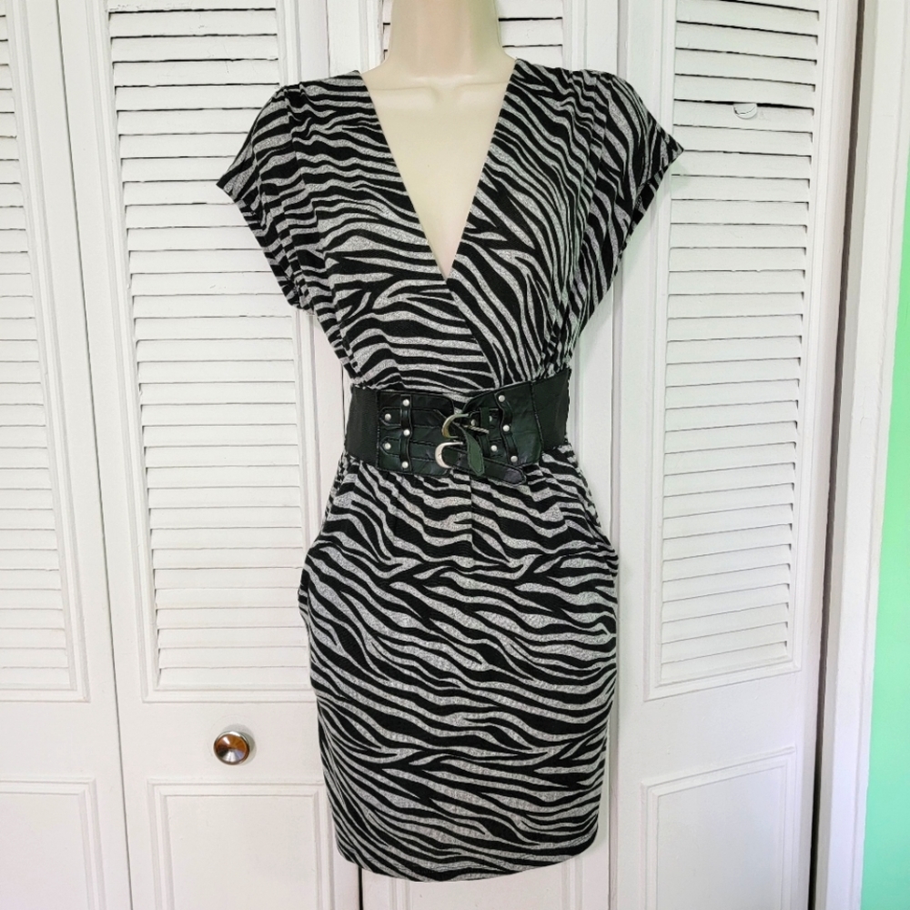 Zebra Print Mini Dress Tunic size Medium w pockets 8 10